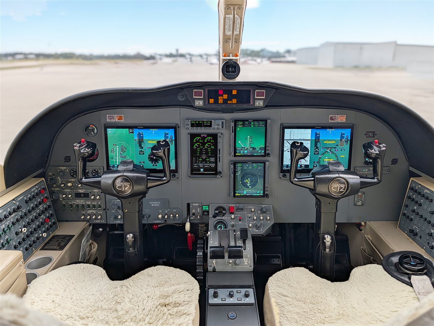 Cessna Citation CJ2 Garmin cockpit